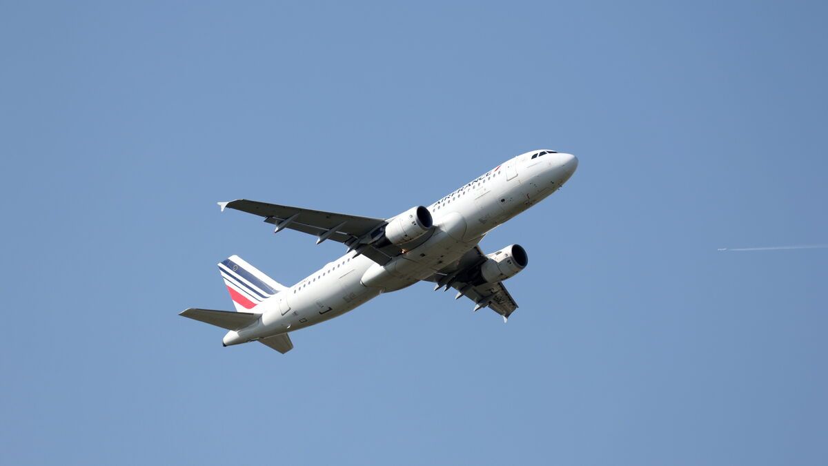 Un vol Air France contraint de faire escale à Montréal face à l'épidémie d'Ebola