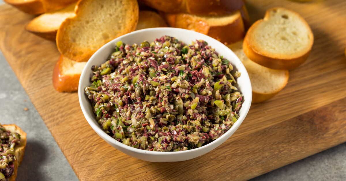 Découvrez la tapenade aux deux olives : un délice pour vos apéros d'été