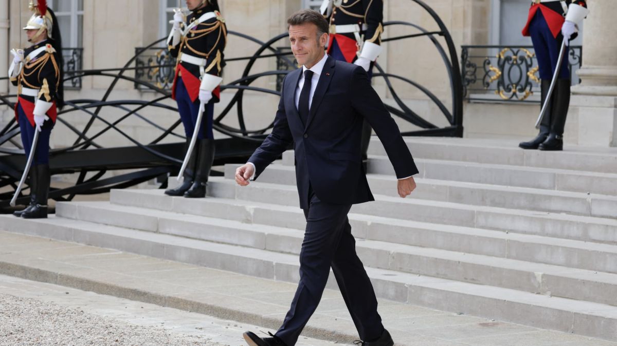 Vers une transition énergétique : Macron réunit les acteurs clés à l'Élysée