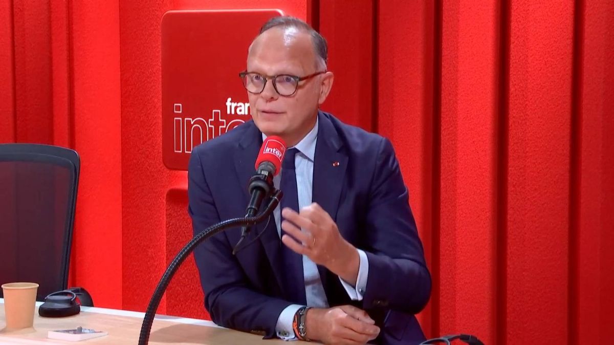 Édouard Philippe défend sa candidature face aux accusations de détournement de fonds publics