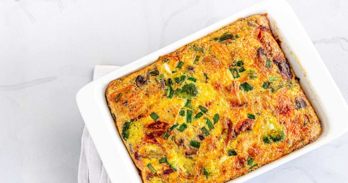 Une quiche sans pâte simple et savoureuse qui va plaire à toute la famille