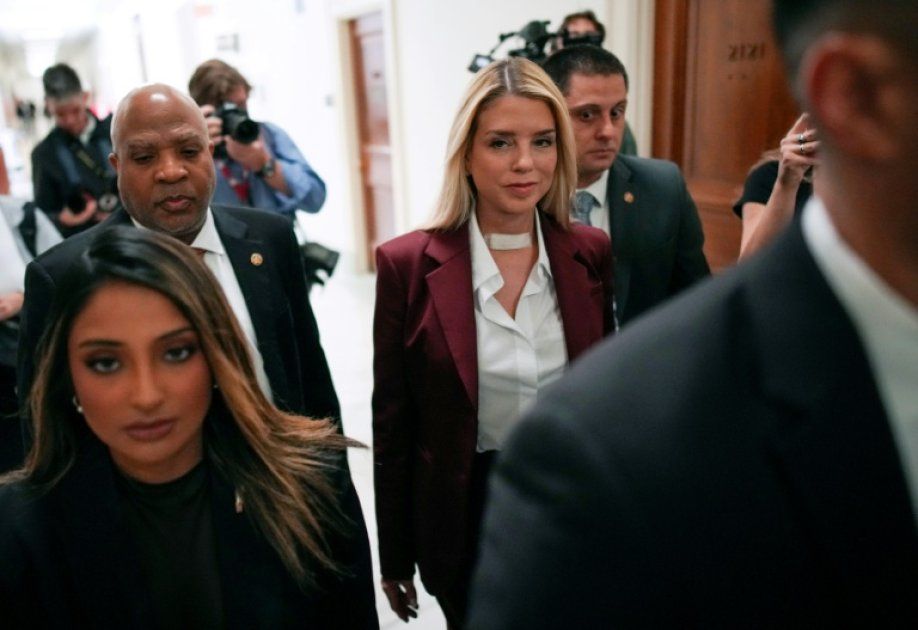 Audition au Congrès : Pam Bondi face à la polémique Epstein