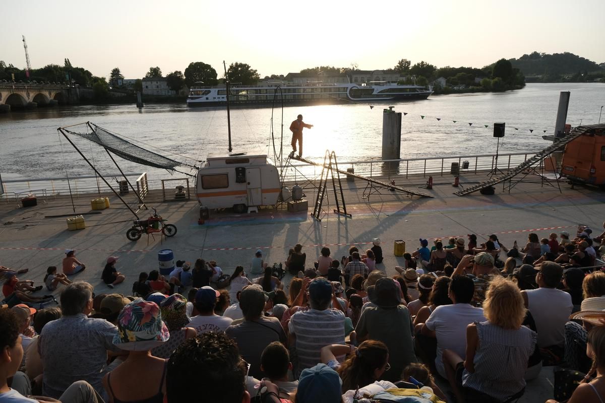 L'été 2026 en Gironde : spectacle et détermination face aux coupes budgétaires
