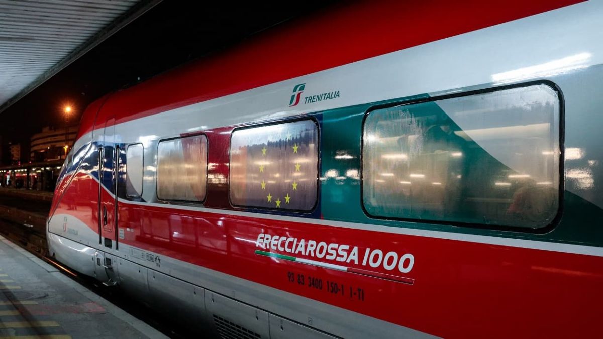 Des passagers bloqués pendant une nuit entière dans deux TGV Trenitalia