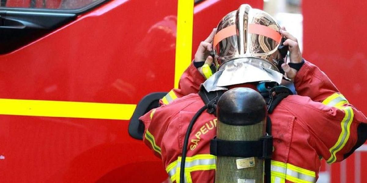 Un incendie ravage des garages de voitures de collection à Lys