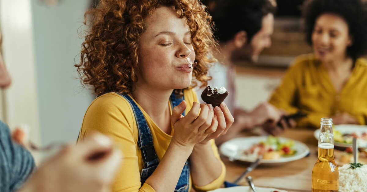 Évitez ces aliments pour préserver la jeunesse de votre peau
