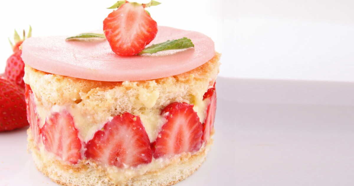 Réaliser un fraisier maison : l'art de la pâtisserie à portée de main