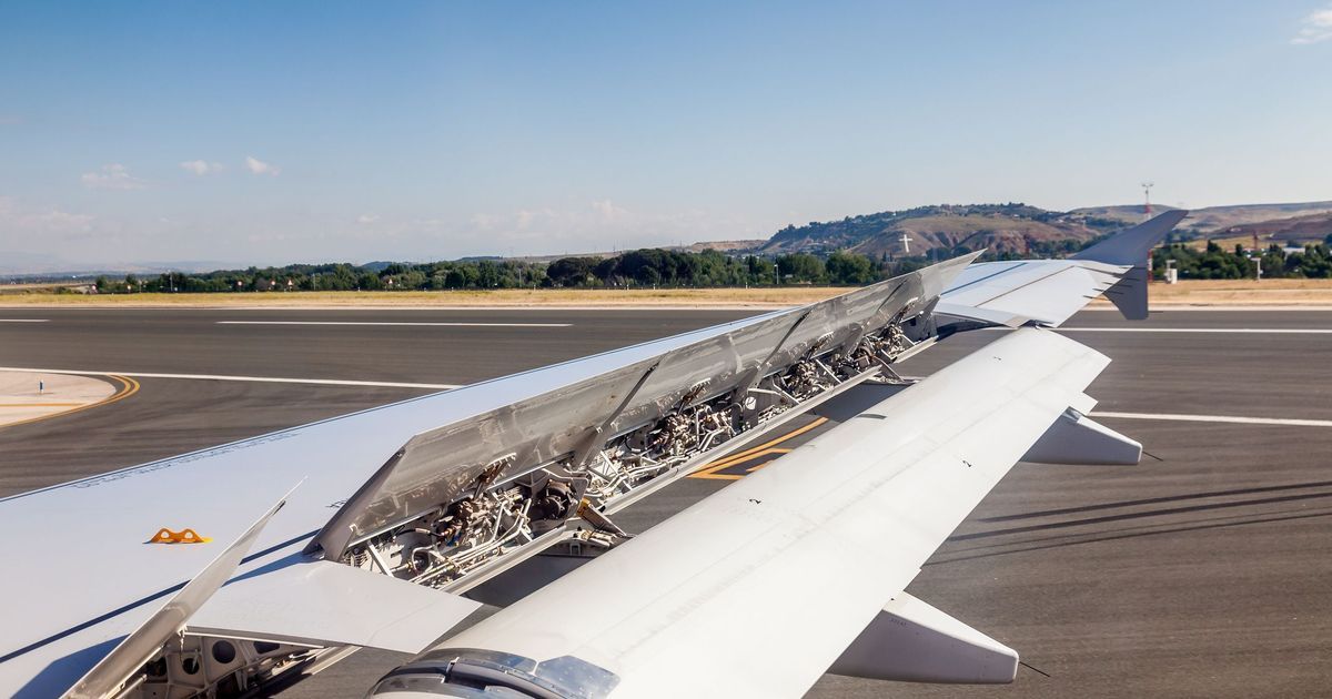 Les secrets des volets d'avion : leur rôle indispensable dévoilé