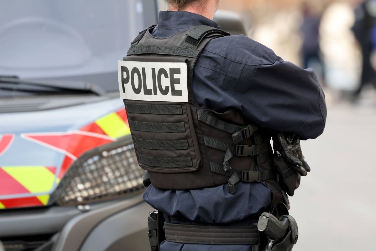 Interpellation à Paris : un homme sous OQTF blesse des policiers et s'en va libre