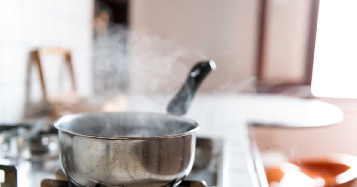 Bouilloire, casserole ou micro-ondes : quel choix privilégier pour des économies d'énergie ?