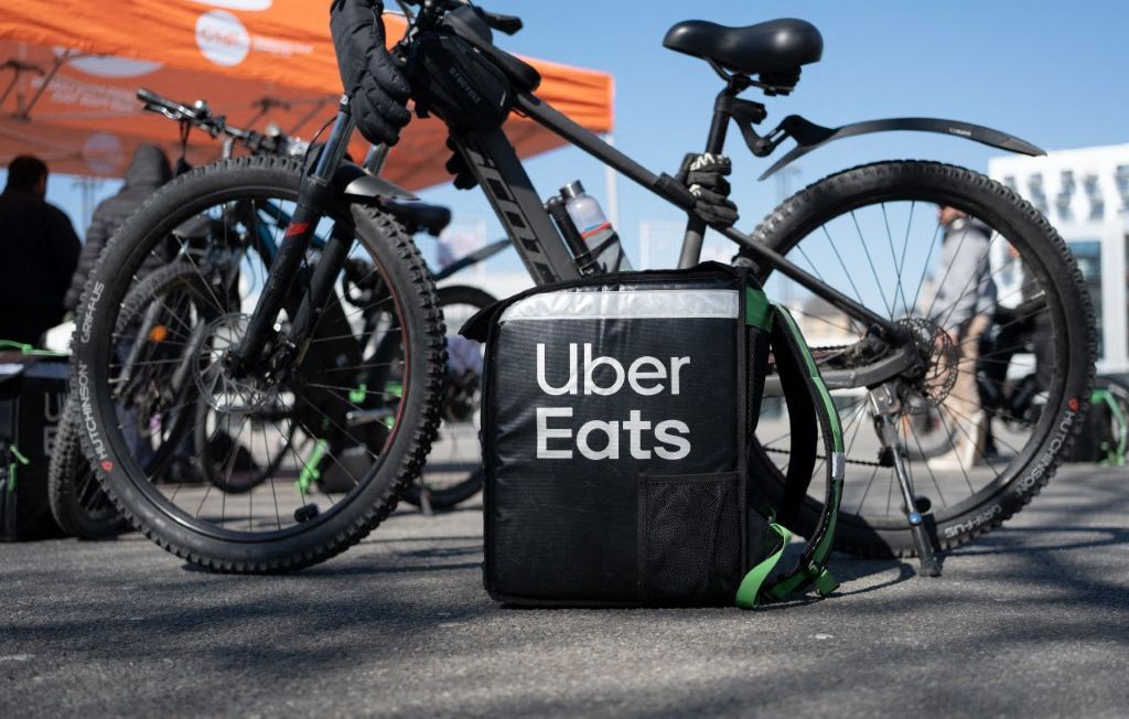 Rennes innove avec des espaces d'attente pour les livreurs à vélo