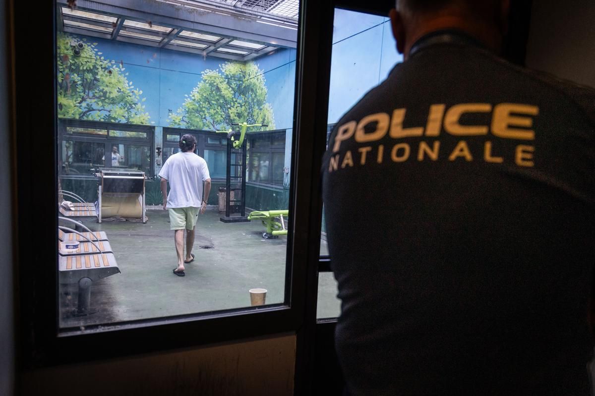 Quatre hommes en garde à vue après un incendie au centre de rétention de Bordeaux