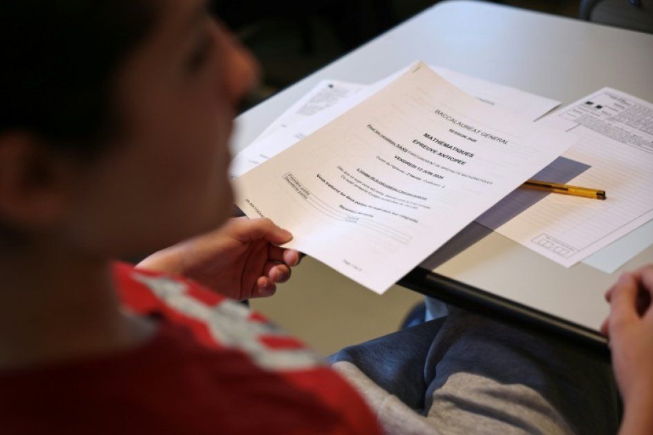 Les élèves de première face à un nouveau défi mathématique au bac