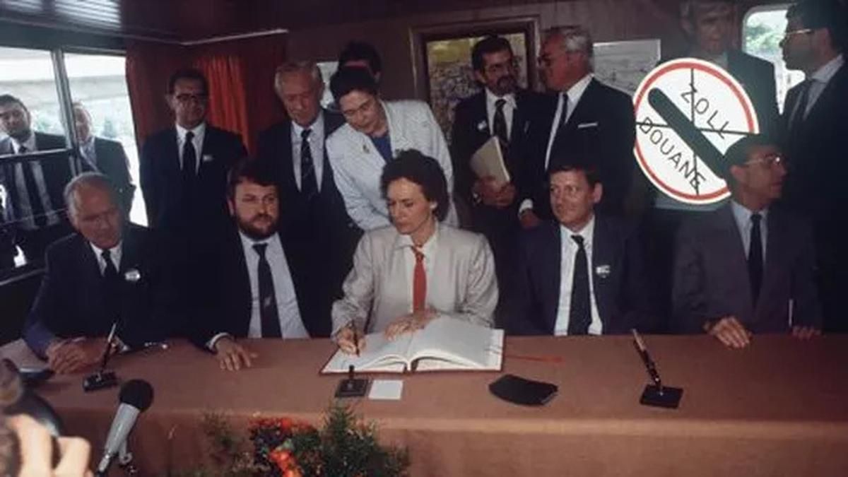 Un accord qui a changé l'Europe : retour sur la signature de Schengen en 1985