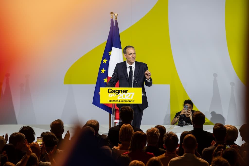 Glucksmann se positionne face à Mélenchon sans se déclarer candidat