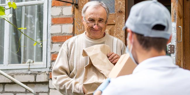 Bien choisir son service de livraison de repas à domicile pour seniors