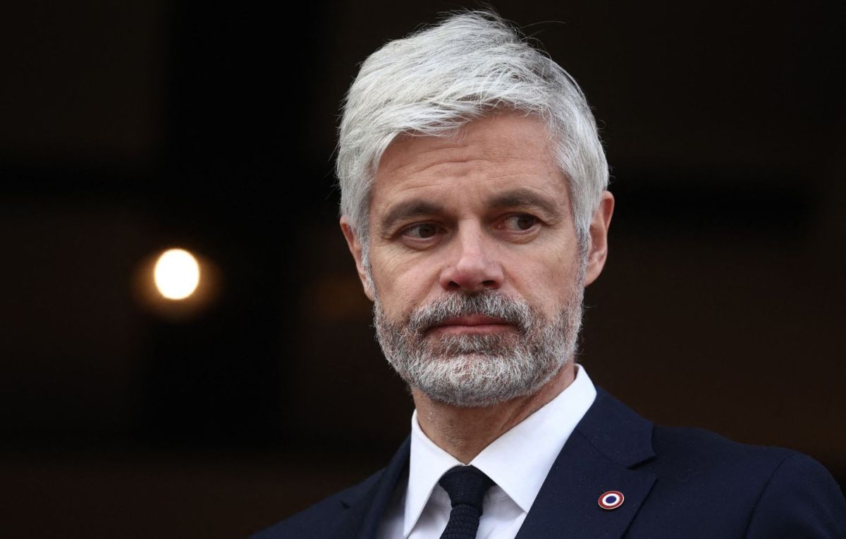 Des citoyens mobilisés pour scruter les notes de frais de Wauquiez en Auvergne-Rhône-Alpes