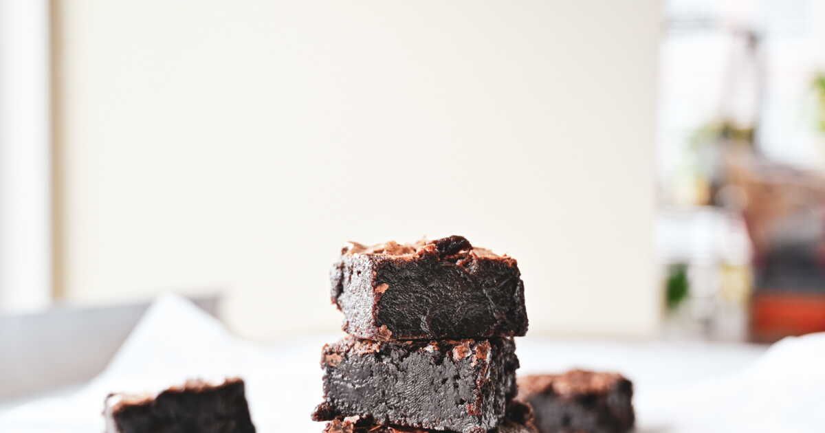Les secrets pour des brownies irrésistibles : conseils et recettes à essayer