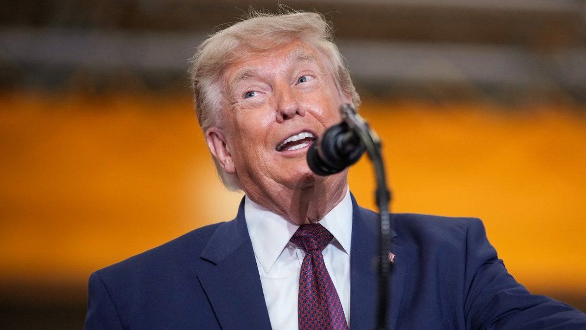 Donald Trump remet le trophée de la Coupe du monde : une tradition chamboulée