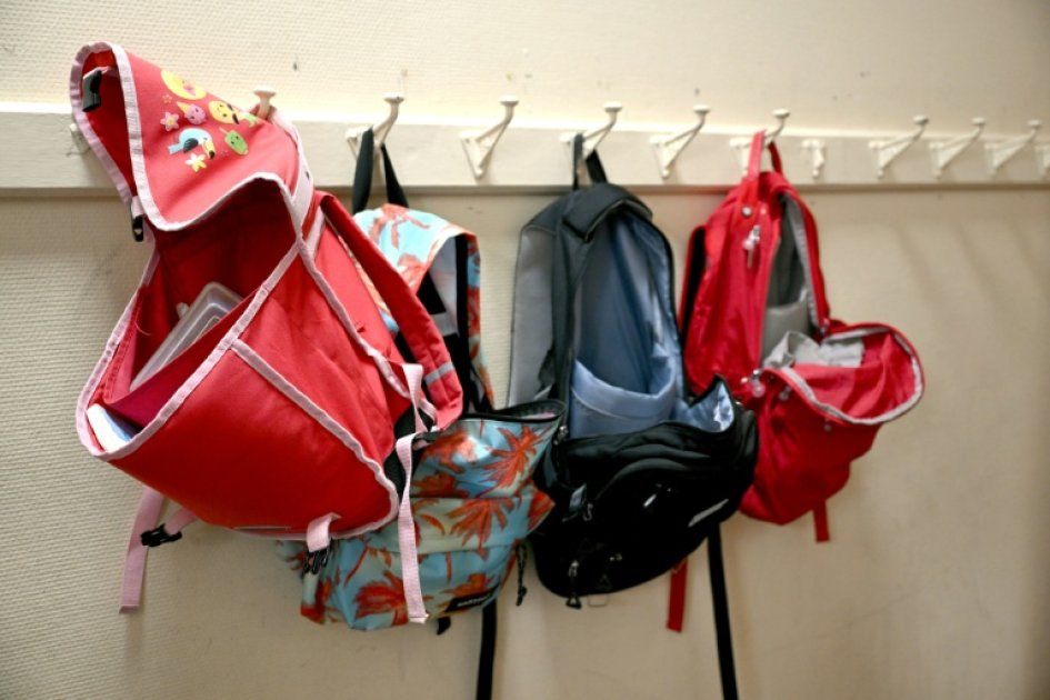 Des parents au Sénat dénoncent l'impunité face aux violences périscolaires
