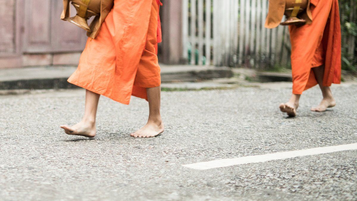 Tragédie en Thaïlande : un enfant au volant d'un camion fauche des moines lors d'un pèlerinage