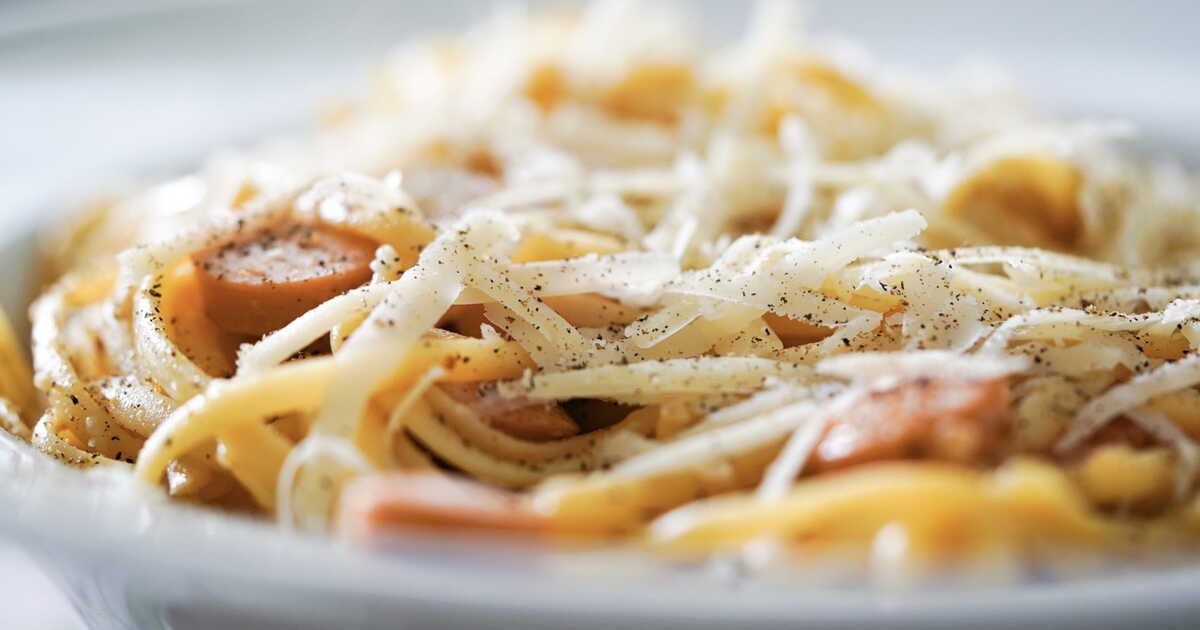Pâtes cacio e pepe : la recette et les astuces de Julie Andrieu