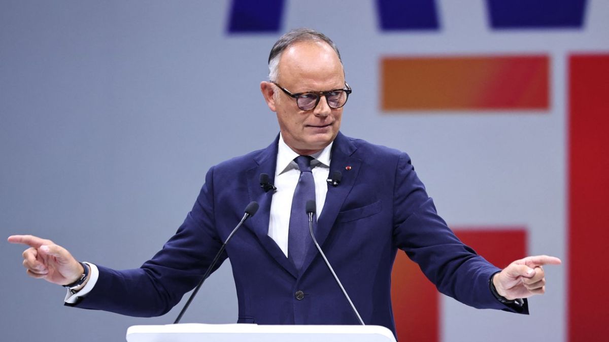 Édouard Philippe démarre sa campagne présidentielle à Paris avec conviction