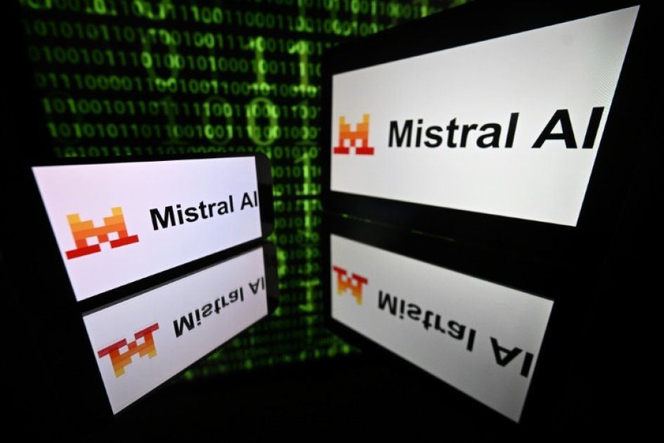 Mistral critiqué pour sa position dans le classement de gestion des risques en IA