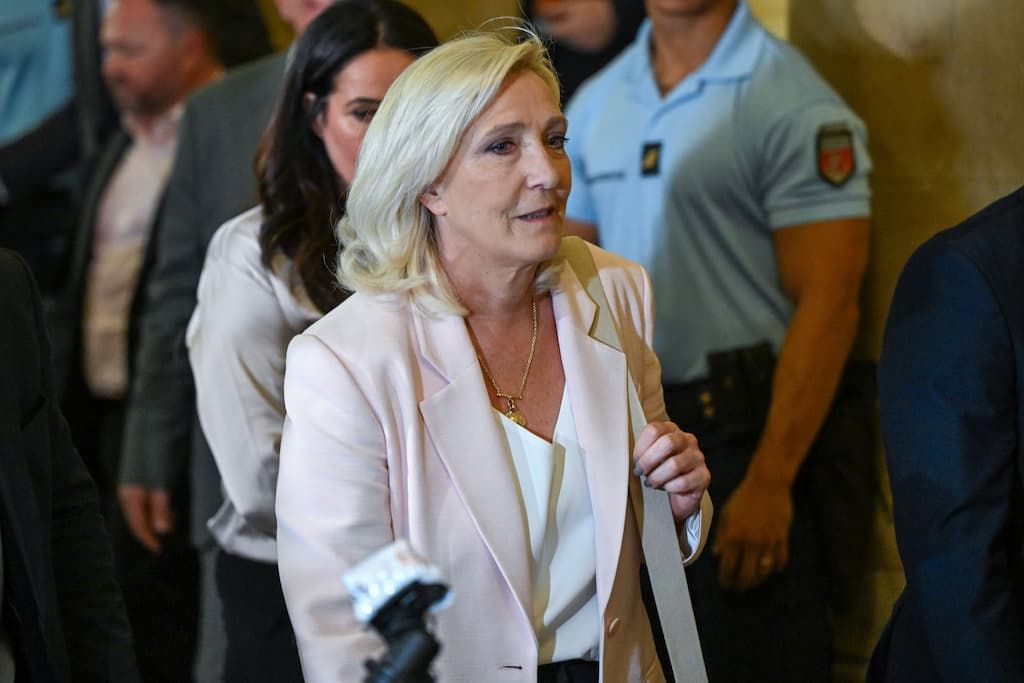 Marine Le Pen entre incertitude et espoir pour la présidentielle de 2027