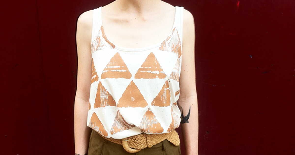 Customisez un débardeur avec un tampon