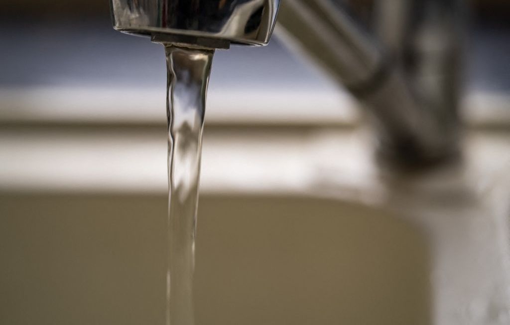 Canicule et qualité de l'eau : menaces cachées de la chaleur sur notre robinet