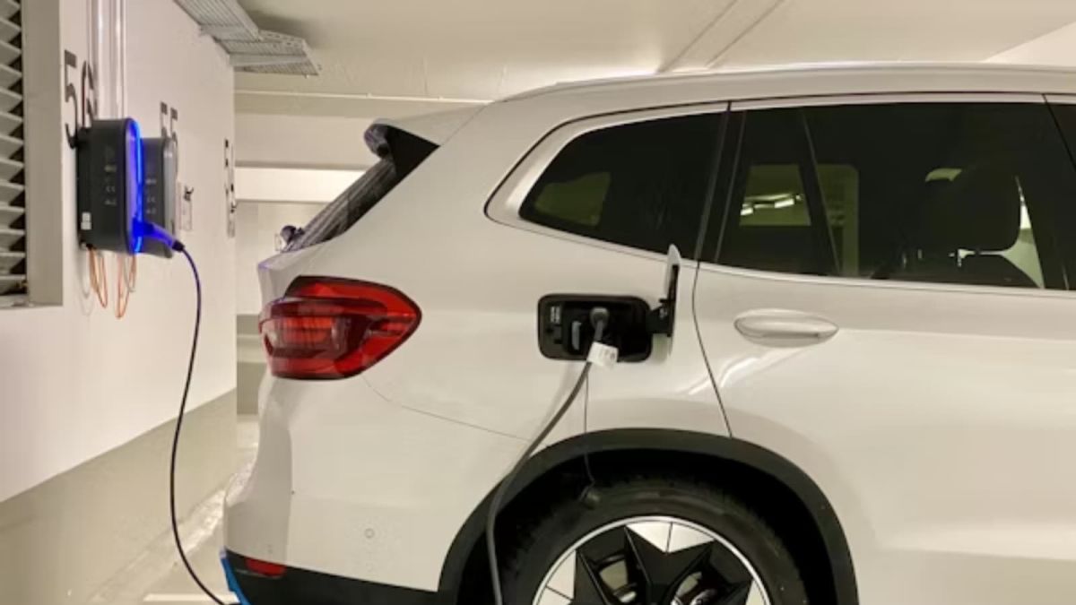 Vers une mobilité électrique accessible pour tous : l'État relance le leasing social